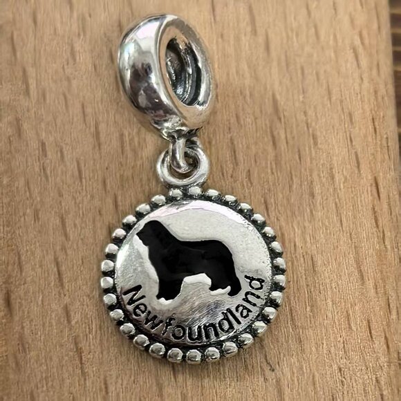 Pandora Newfoundland Dog Charm Pendant, S925 Silver Bracelets - Picture 1 of 4